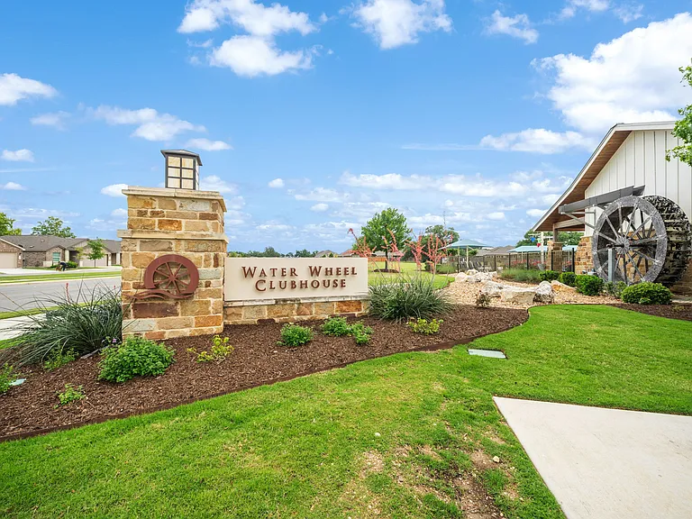 14636 Cregg Mill Dr — Photo 33