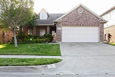 1st image of 5904 Center Ridge Dr