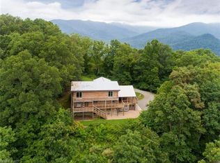 220 Pink Fox Cove Rd, Weaverville, NC 28787