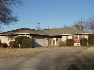 3220 N Glenhaven Dr, Midwest City, OK 73110
