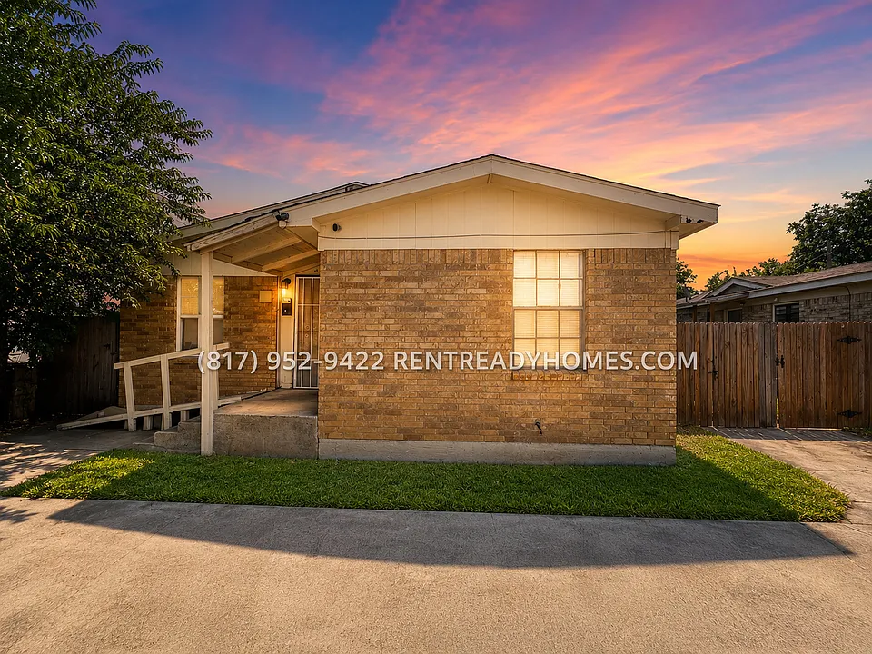 313 Forby Ave