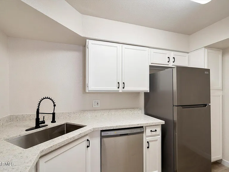 8787 E Mountain View Rd #1106 — Photo 13