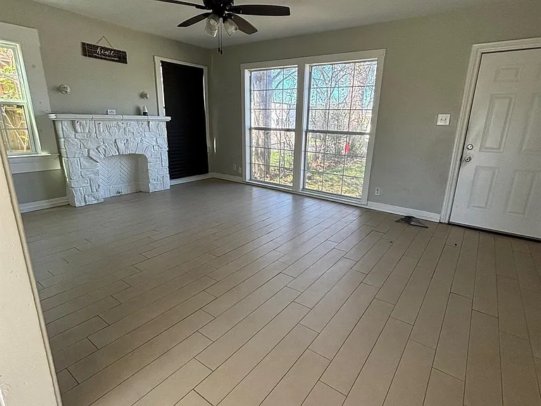 109 Schilling St — Photo 2
