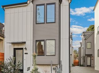 215 24th Ave, Seattle, WA 98122