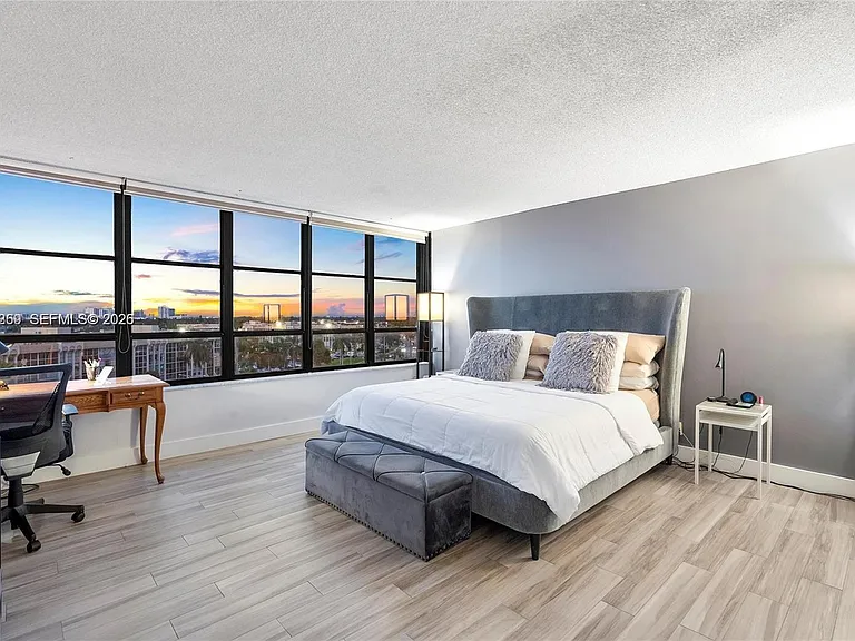 500 Three Islands Blvd #306 — Photo 20