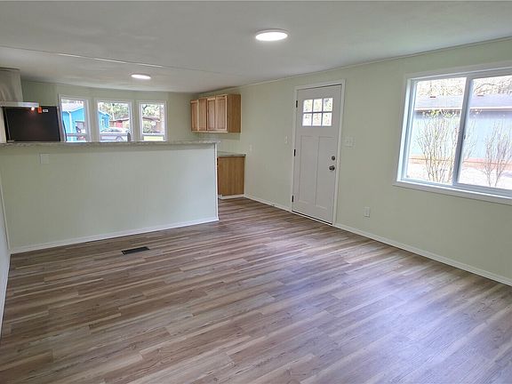 4th image of 17340 Sargent Road SW #35