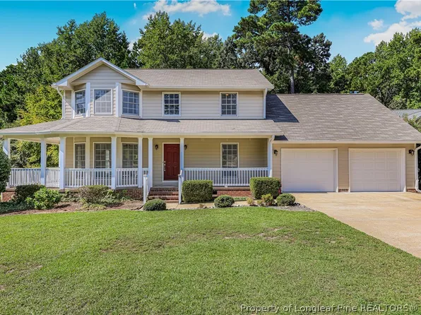 814 Larkspur Dr, Fayetteville, NC 28311