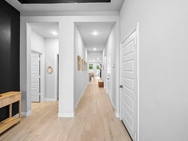 534 Cedar Harbor Ct — Photo 7