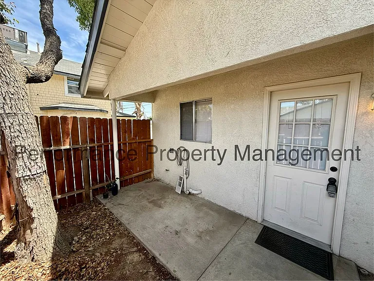625 A St — Photo 9