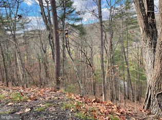 94 Greenview Dr, Basye, VA 22810