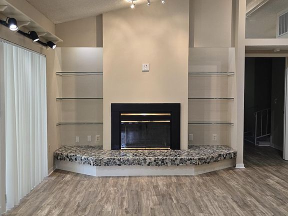 4th image of 10464 Cranston St