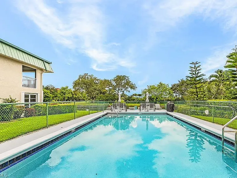 600 Valley Stream Dr #F8 — Photo 24