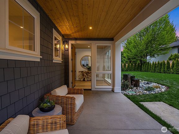 3rd image of 5533 106th Avenue NE