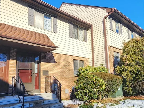 202 Soundview Avenue #11, Stamford, CT 06902