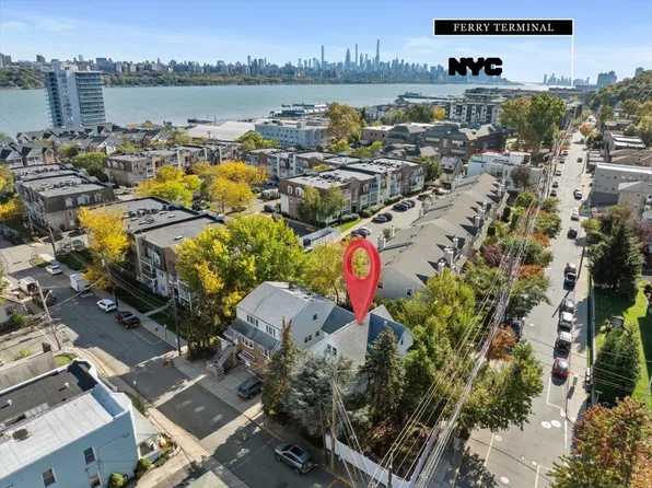 46 Garden Place image 34 of 34