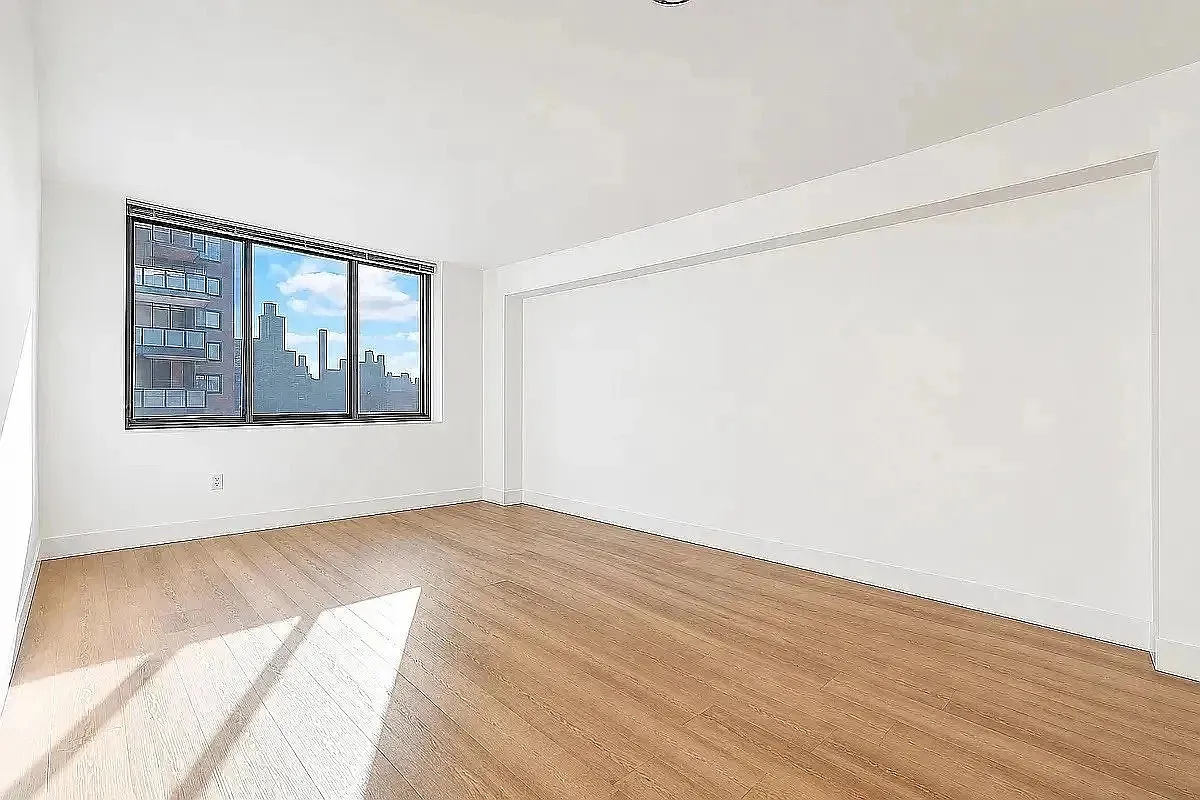 1735 York Avenue — Photo 4
