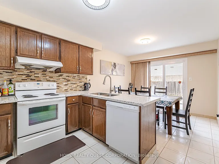 1722 Princelea Pl #B — Photo 6