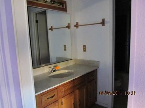 3rd image of 3876 Accacia Ln