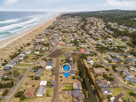 4th image of 1201 NW Pacific Way