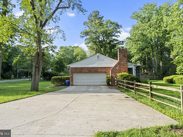 3515 Wilson St — Photo 9