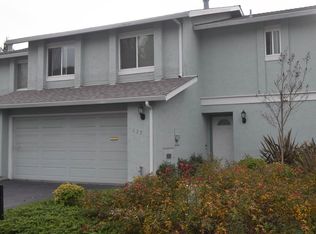 135 Fountainhead Ct, Martinez, CA 94553