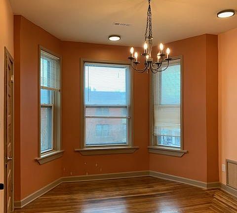 4th image of 1143 W Bryn Mawr Ave #304