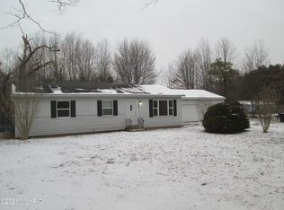 1461 S Mill Iron Rd, Muskegon, MI 49442