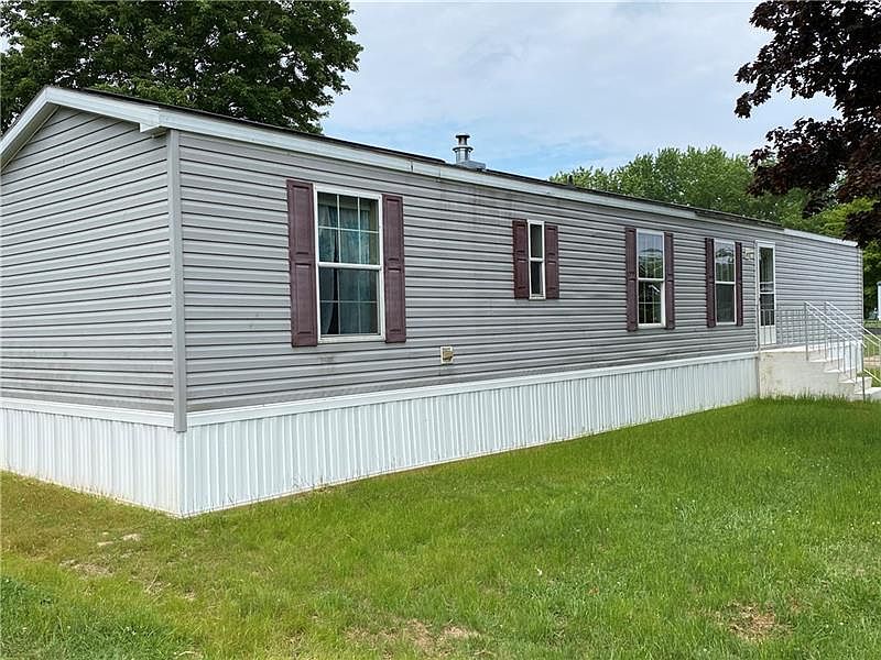 1st image of 704 Princeton Pl