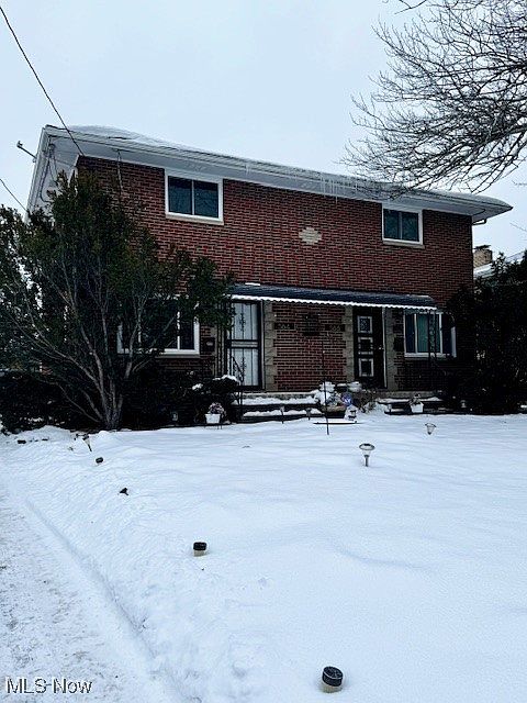 1st image of 566 N Hawkins Ave