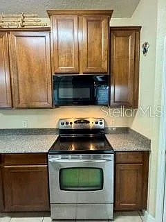 1470 Broken Oak Dr #27C — Photo 18