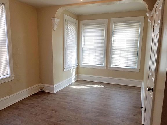 2nd image of 3137 N 15th St Floor 2