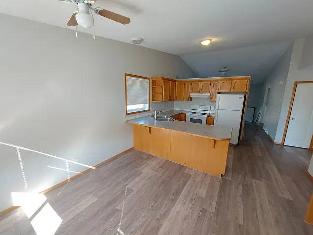 3 Bedroom House Located in Riverside Meadows! — Photo 2