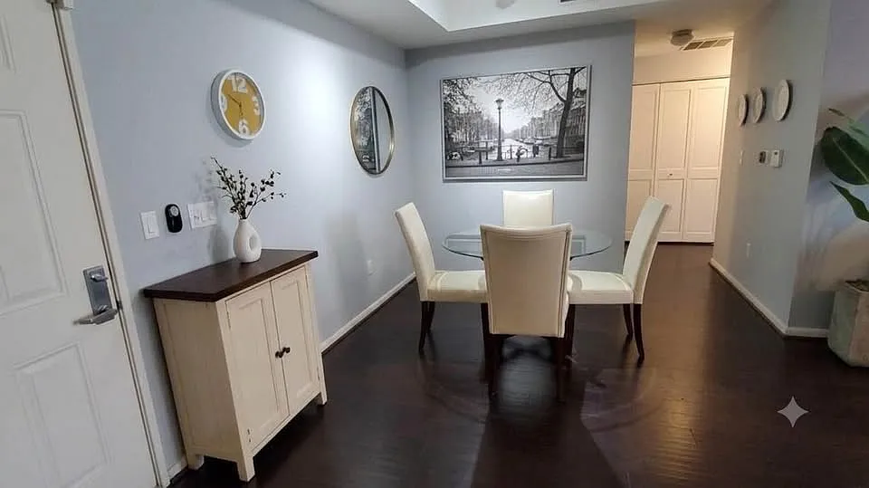 2 bed, 1100 sqft, $1,550 — Photo 4