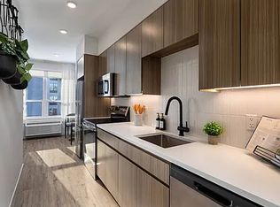 77 Christie St #327, Newark, NJ 07105