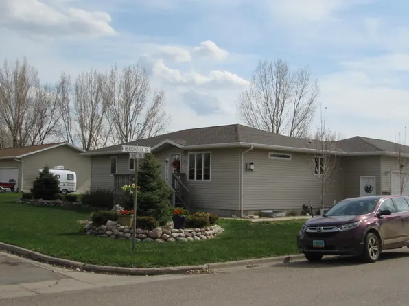 1122 Sidney Rd, Washburn, ND 58577