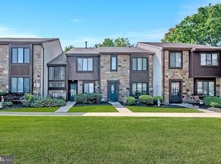 7 Topaz Ln, Hamilton Township, NJ 08690