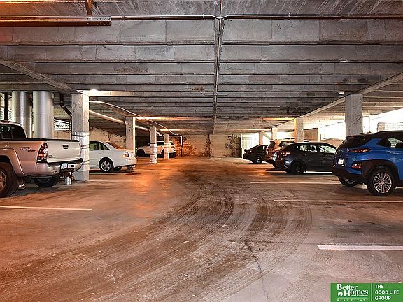 5th image of 300 S 16th St APT 602