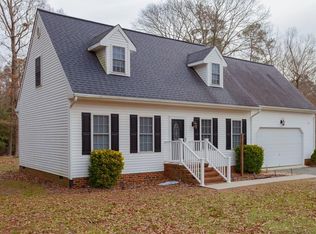 197 Providence Rd, Deltaville, VA 23043