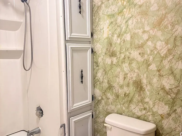 419 Central Ave — Photo 11