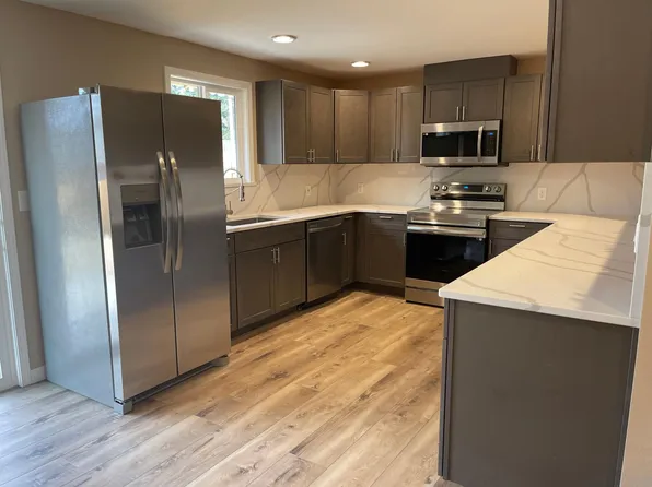 912 NE 106th Ave, Vancouver, WA 98664