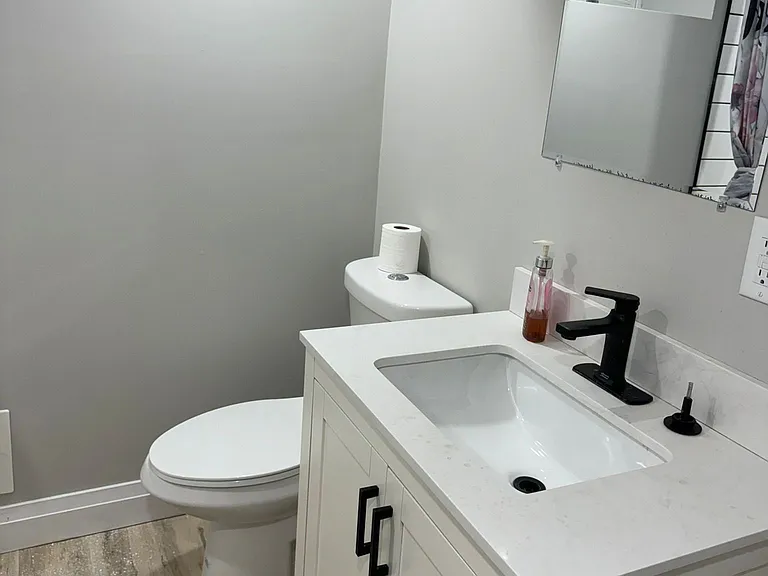 266 Dalhousie St #LOWER — Photo 10