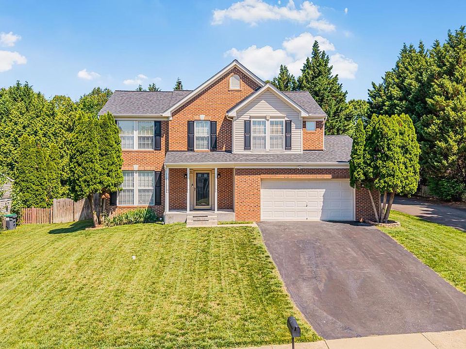 1st image of 153 Basalt Dr