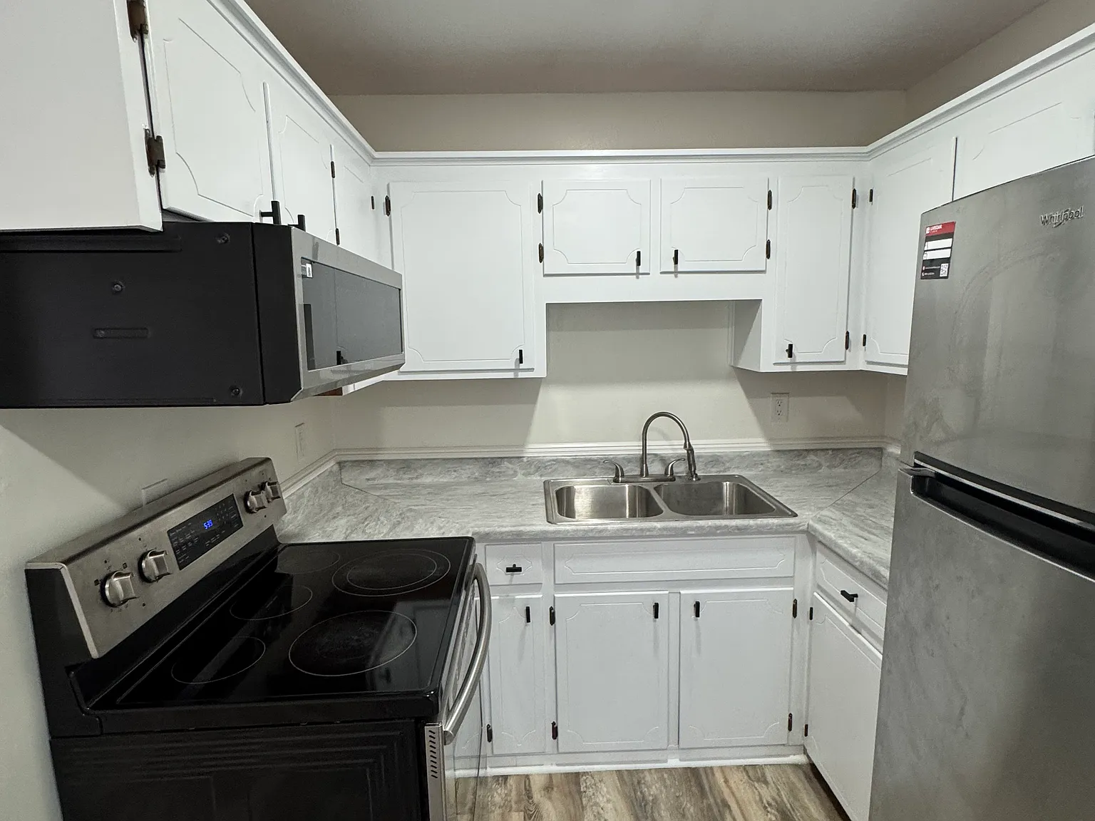 2 bed, 800 sqft, $1,450 — Photo 4