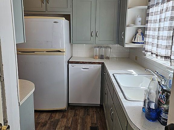 Entering from west door 