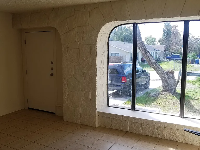 600 Monticello Ct #3 — Photo 16