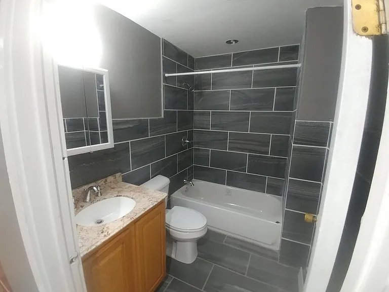 818 Myrtle Ave #1 — Photo 8