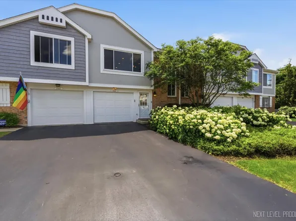 27W403 Melrose Ln, Winfield, IL 60190
