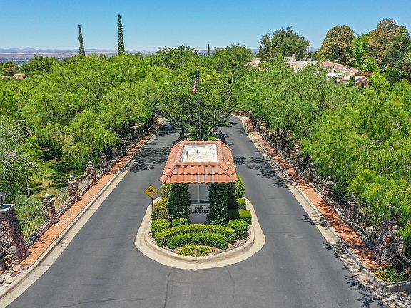 3rd image of 6006 Balcones Ct APT 1
