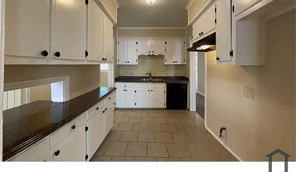 3 bed, 1494 sqft, $1,600 — Photo 4