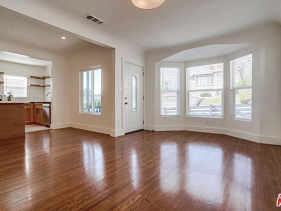 4th image of 4176 Trent Way